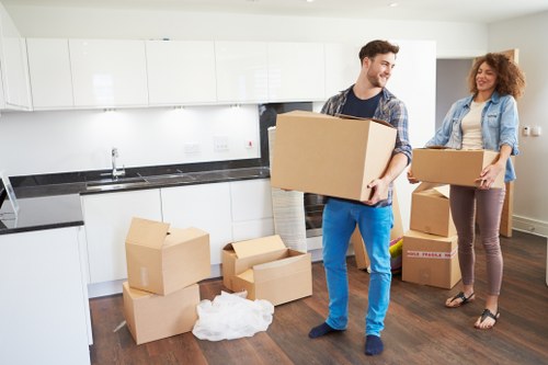 Local movers planning access for a flat move in Penge with parking considerations