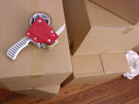 Small business delivery support by man with van in Penge